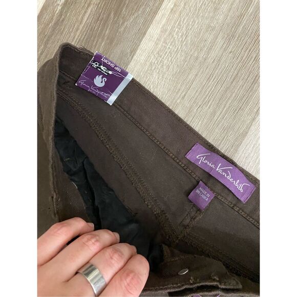 Gloria Vanderbilt NWT 'Amanda' Classic Brown Jeans Size 16S, MSRP $40 - Picture 3 of 7
